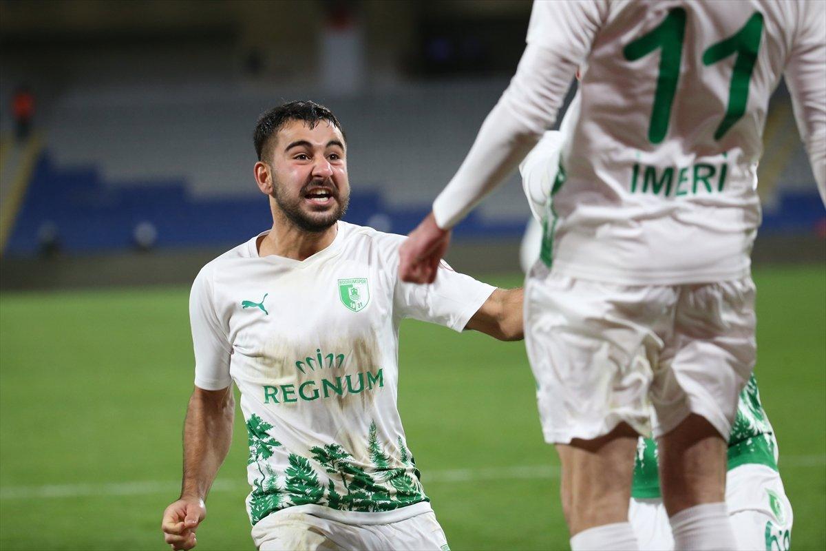 Başakşehir Ziraat Türkiye Kupası'nda Bodrumspor'a elendi