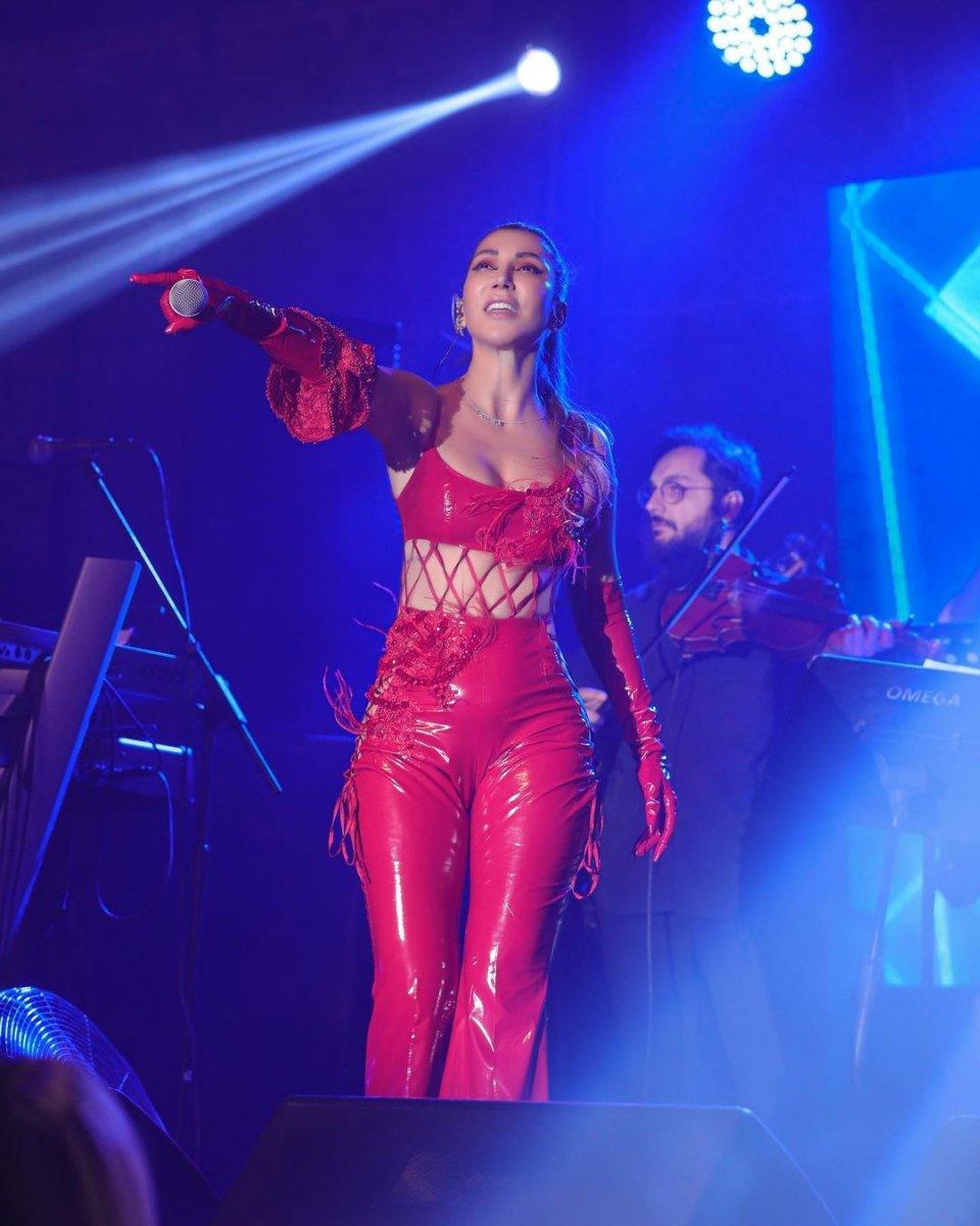 Hande Yener estetik oldu