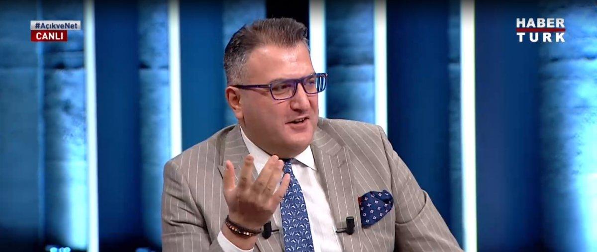 Cem Küçük, izleyicinin sorusuna tepki gösterdi