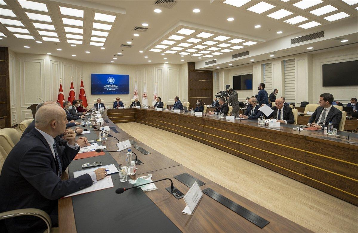 Vedat Bilgin: Ekonomideki dalgalanmaya karşı emeği koruyacağız