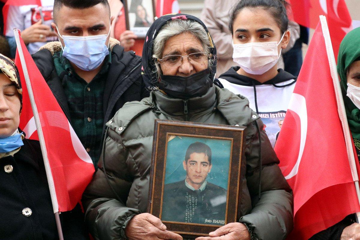 Diyarbakır’da, evlat nöbetine 1 anne daha katıldı