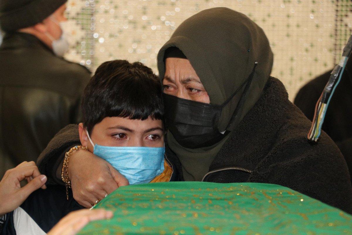 Belçika'da döverek öldürülen genç, memleketinde toprağa verildi