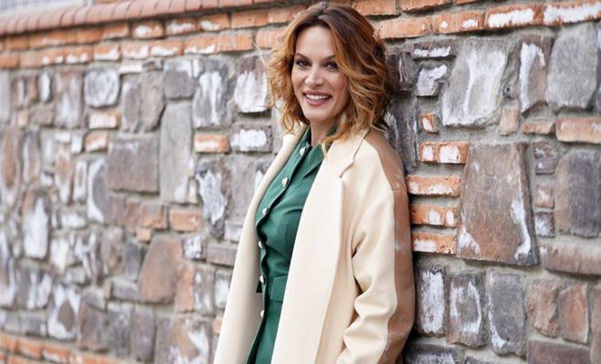 Ebru Cündübeyoğlu kimdir? 'Eliniz yüzünüz düzgünse..' sözleri ortalığı karıştırdı