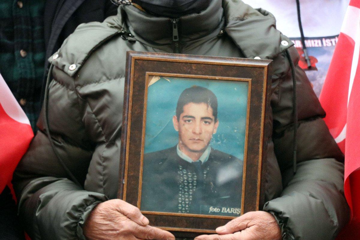 Diyarbakır’da, evlat nöbetine 1 anne daha katıldı