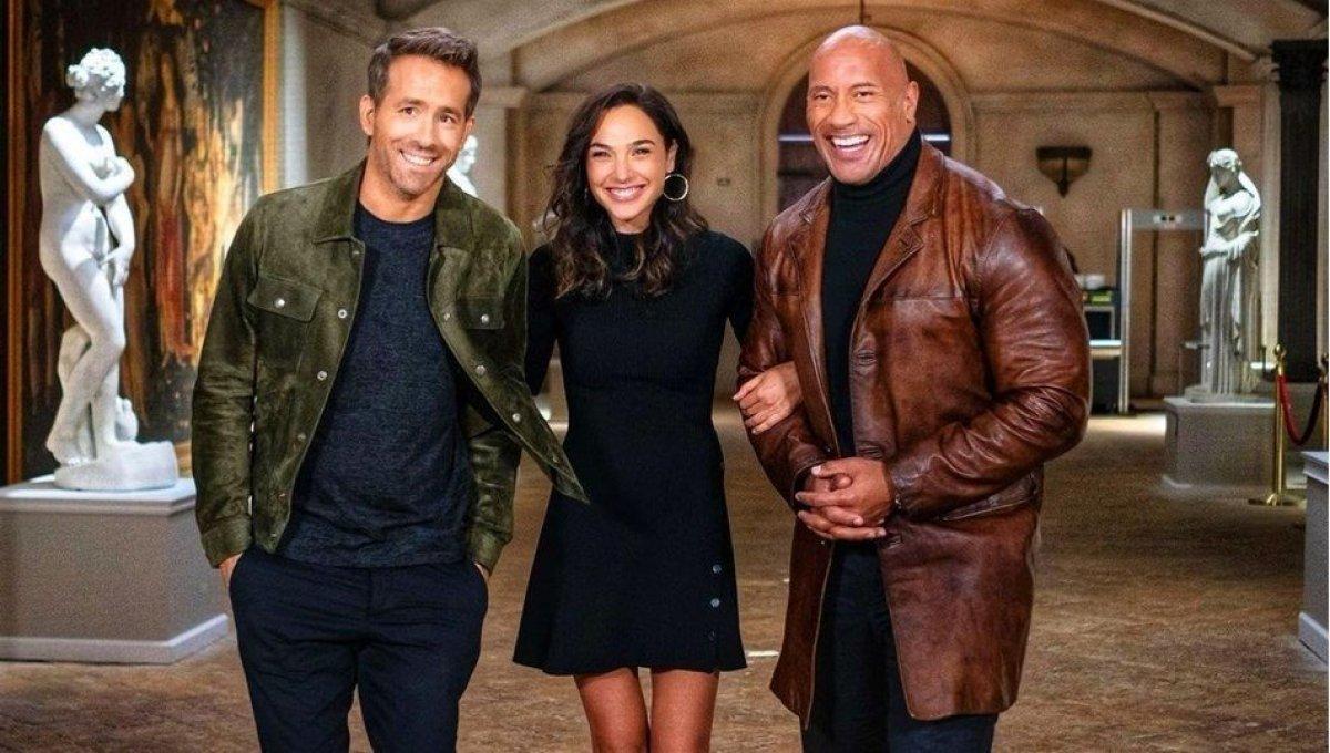 Netflix'te en çok izlenen film: Dwayne Johnson ve Gal Gadot'lu 'Red Notice'