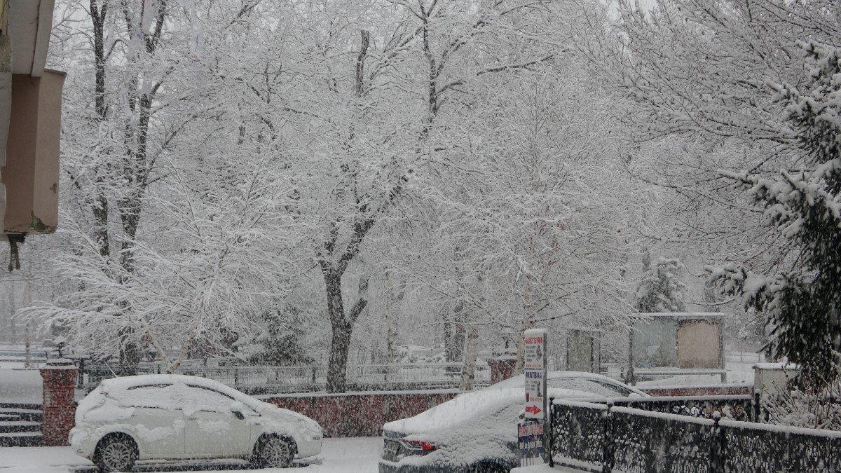 Yurttan kış manzaraları