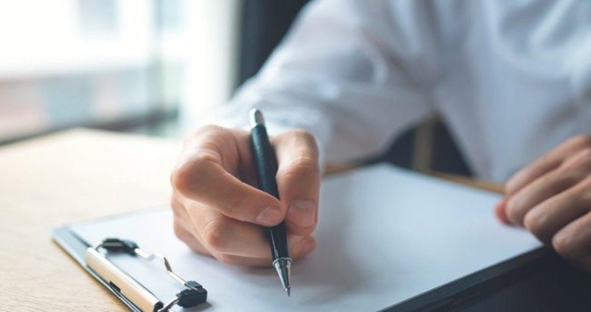 Görevden affını istemek ne demek? İstifadan farkı...