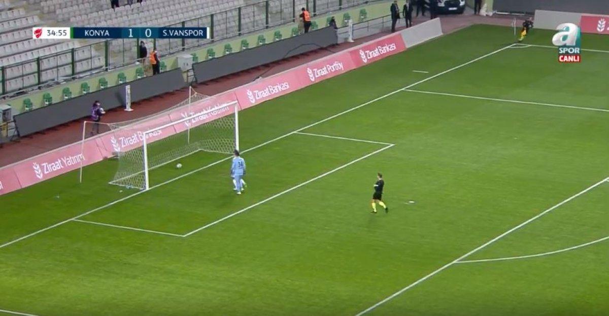 Konyaspor - Vanspor maçındaki centilmenlik örneği