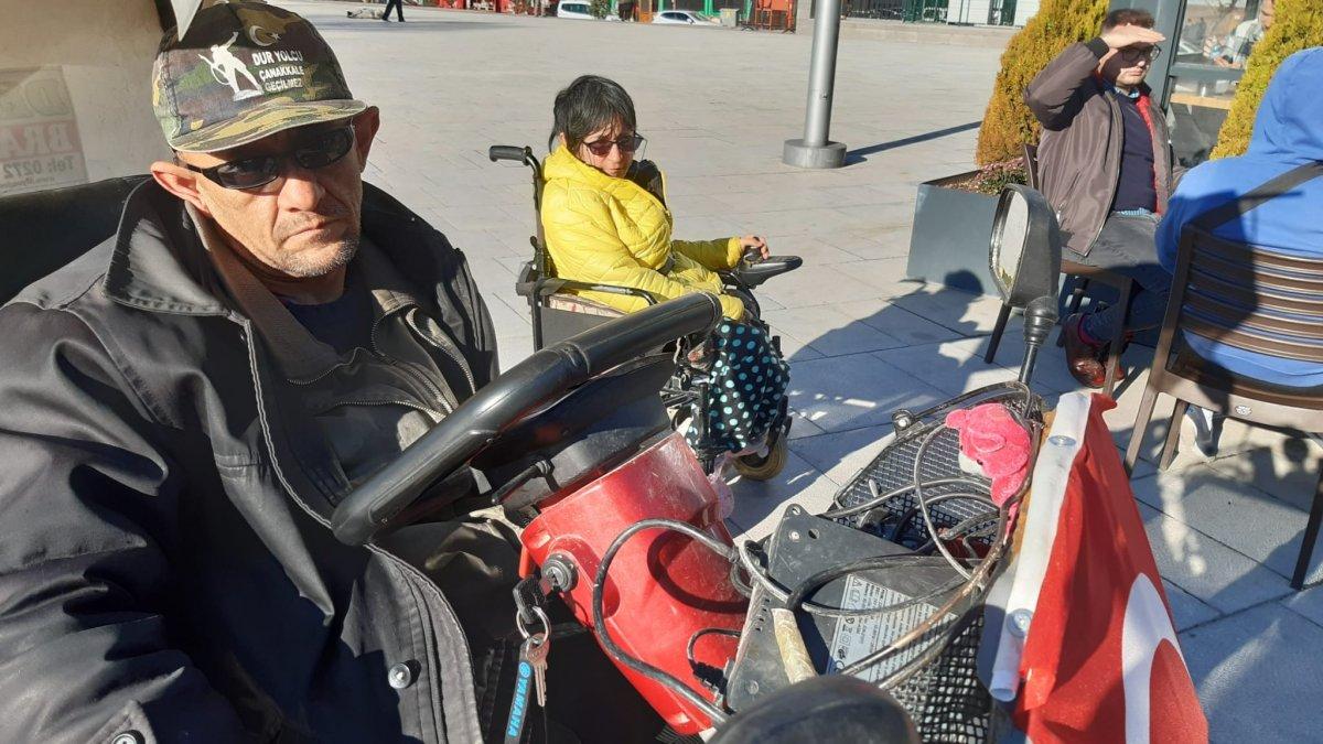 Afyonkarahisar'da engelli çiftin aşkı, engel tanımadı