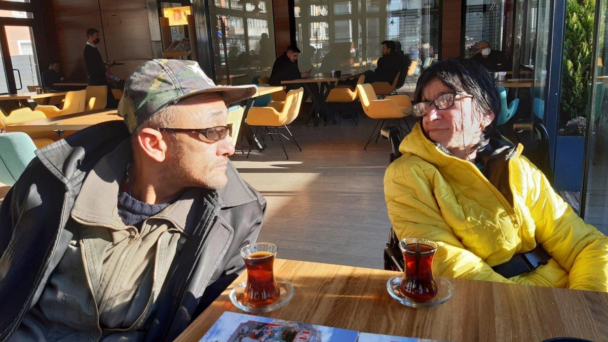 Afyonkarahisar'da engelli çiftin aşkı, engel tanımadı