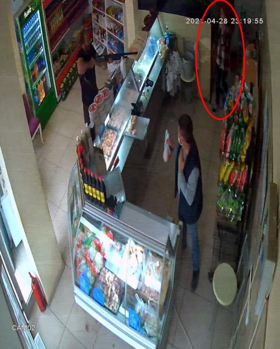 Burdur’da, kadının av tüfeği ile öldürülme anları ortaya çıktı