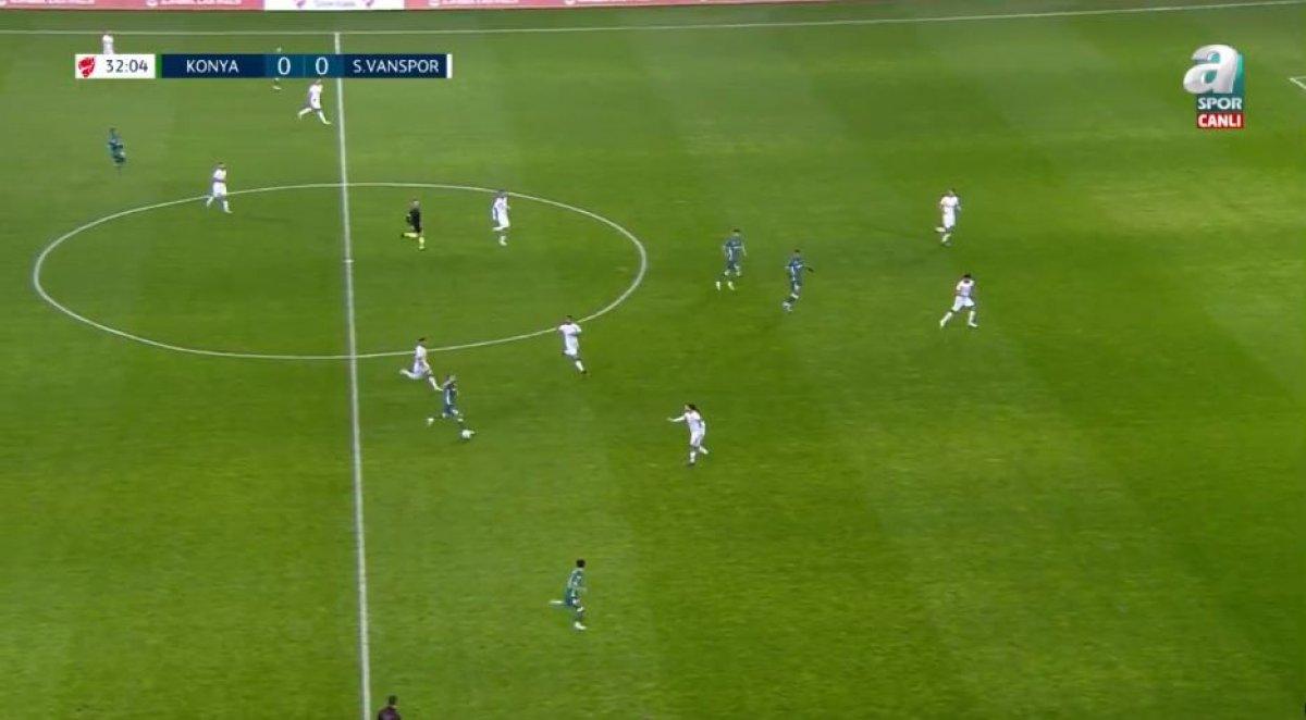 Konyaspor - Vanspor maçındaki centilmenlik örneği