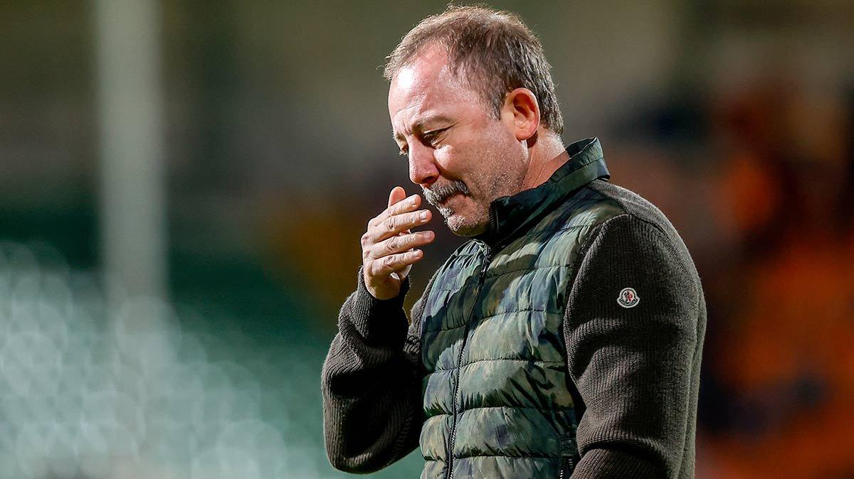 Sergen Yalçın: Bu yükü birlikte kaldırmak zorundayız