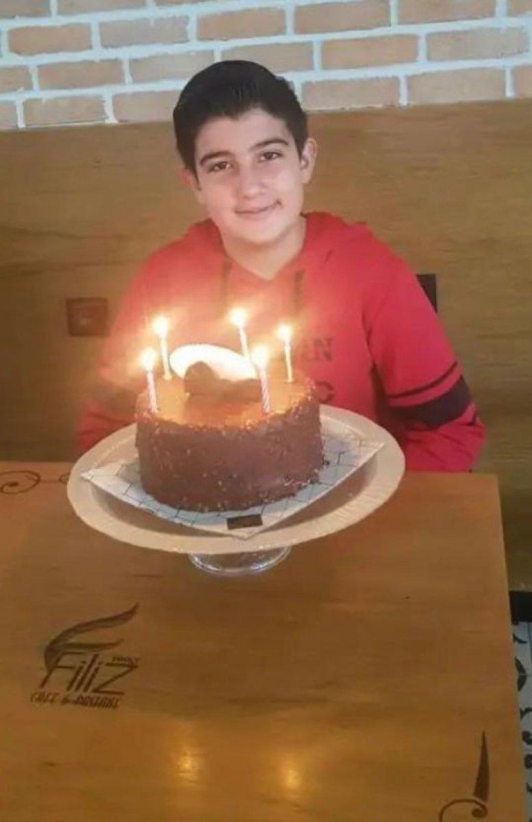 Antalya’da lise öğrencisi salıncaktan kafa üstü düşüp öldü