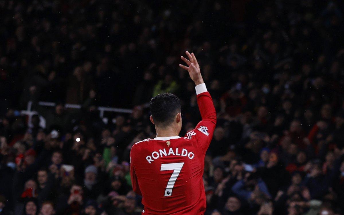 Cristiano Ronaldo resmi maçlarda 800 gole ulaşan ilk futbolcu oldu