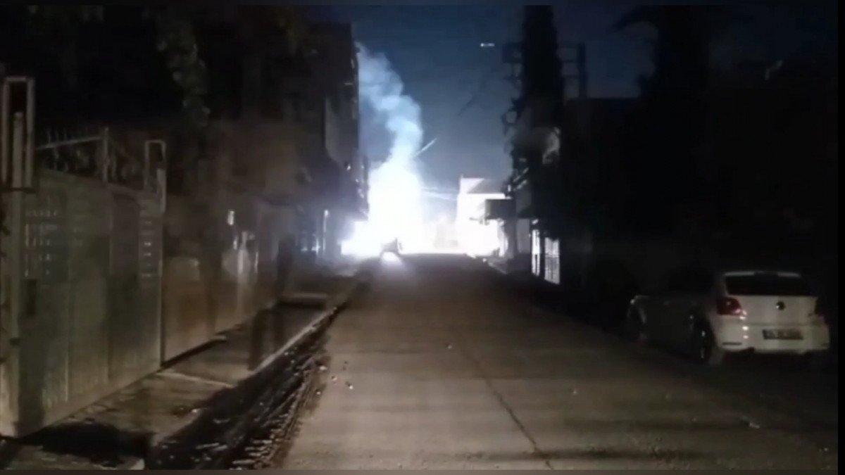 Mardin'de trafonun patlama anı cep telefonu kamerasına yansıdı