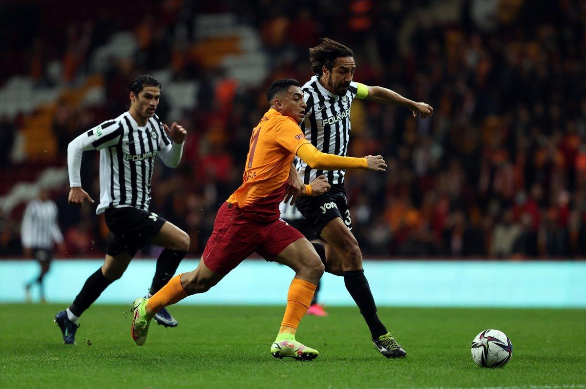 Galatasaray, Altay ile berabere kaldı