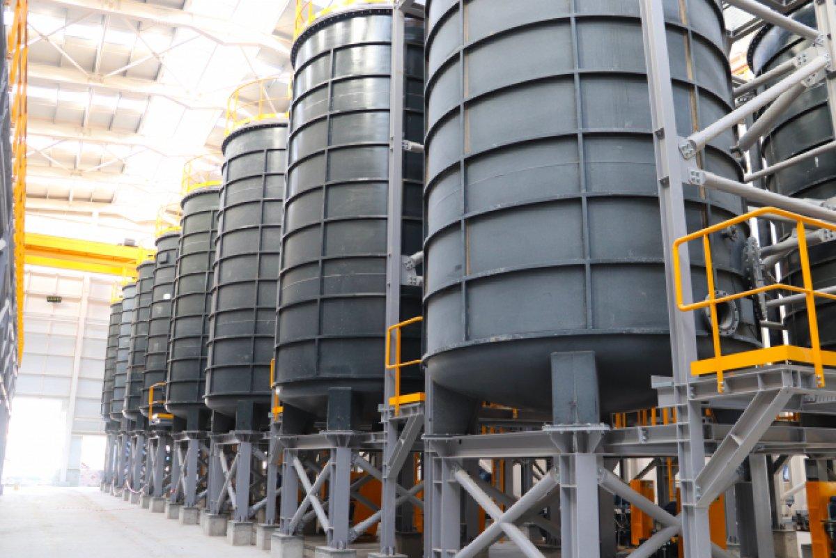 Türkiye'nin ilk cevherden çinko izabe tesisi bugün açılıyor