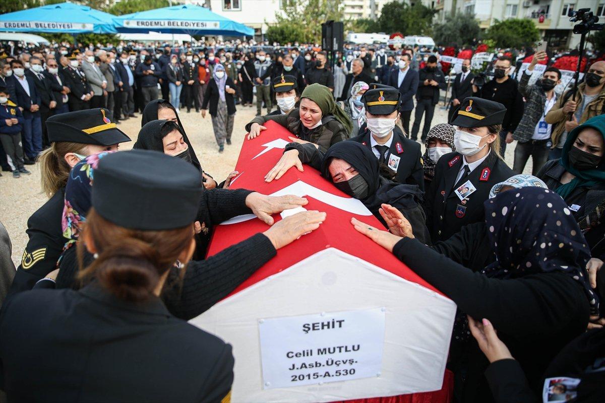 Mersin, şehidi Celil Mutlu'yu uğurladı