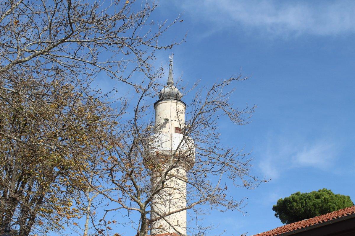 Turistlerin yeni rotası: 700 yıllık Orhan Camii