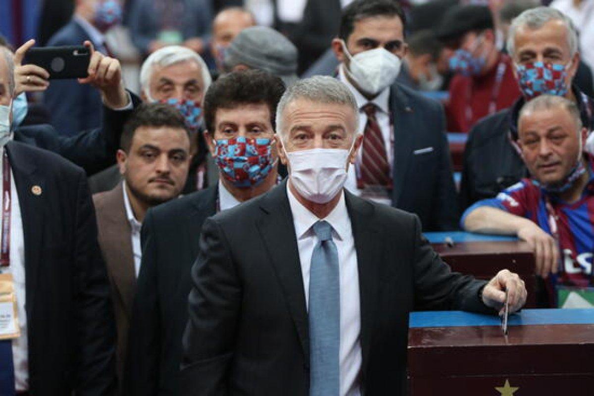 Ahmet Ağaoğlu yeniden başkan