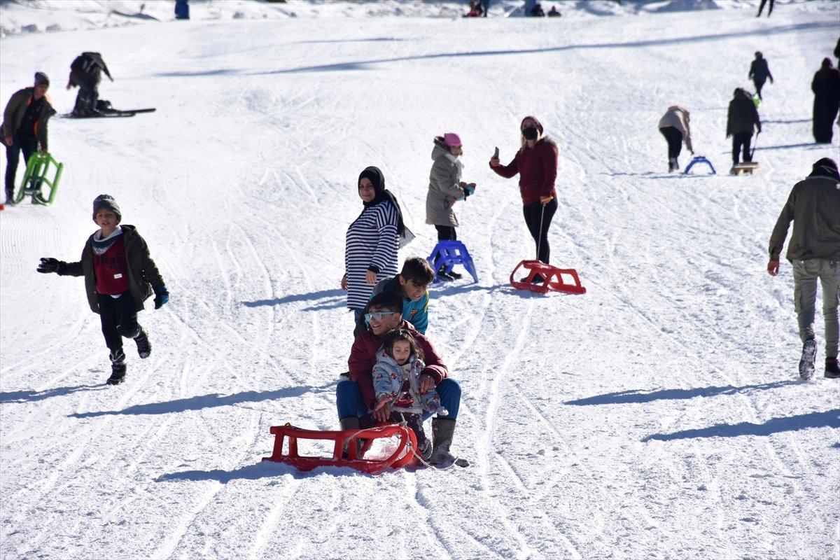 Palandöken'de kayak keyfi başladı