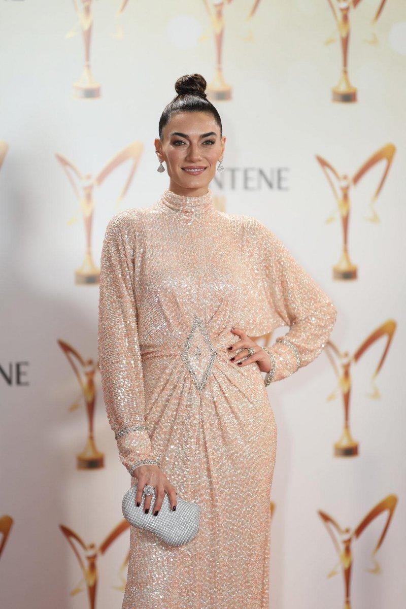 47. Altın Kelebek Ödülleri'ndeki en şık kıyafetler