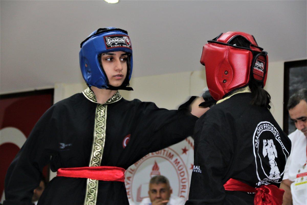 Antalyalı gençlerden 'Osmanlı tokadı' yarışması