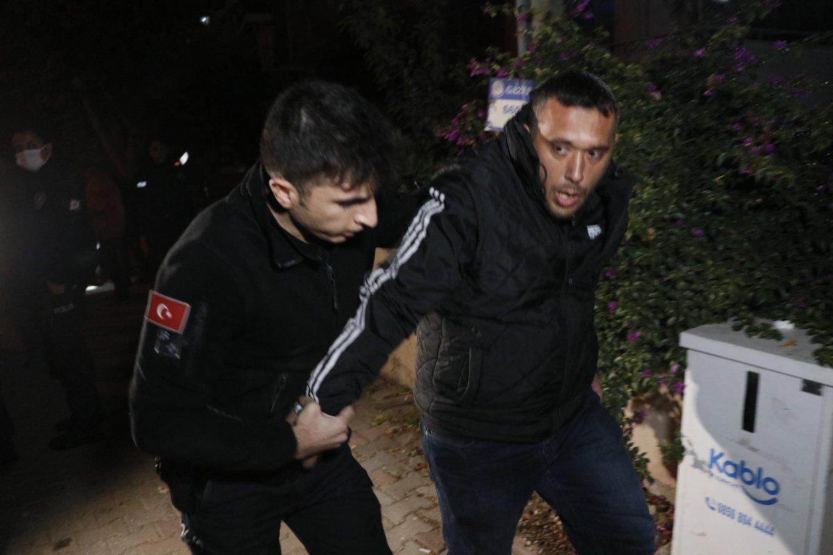 Adana'da GBT'den kaçan 3 şahıs yakalandı