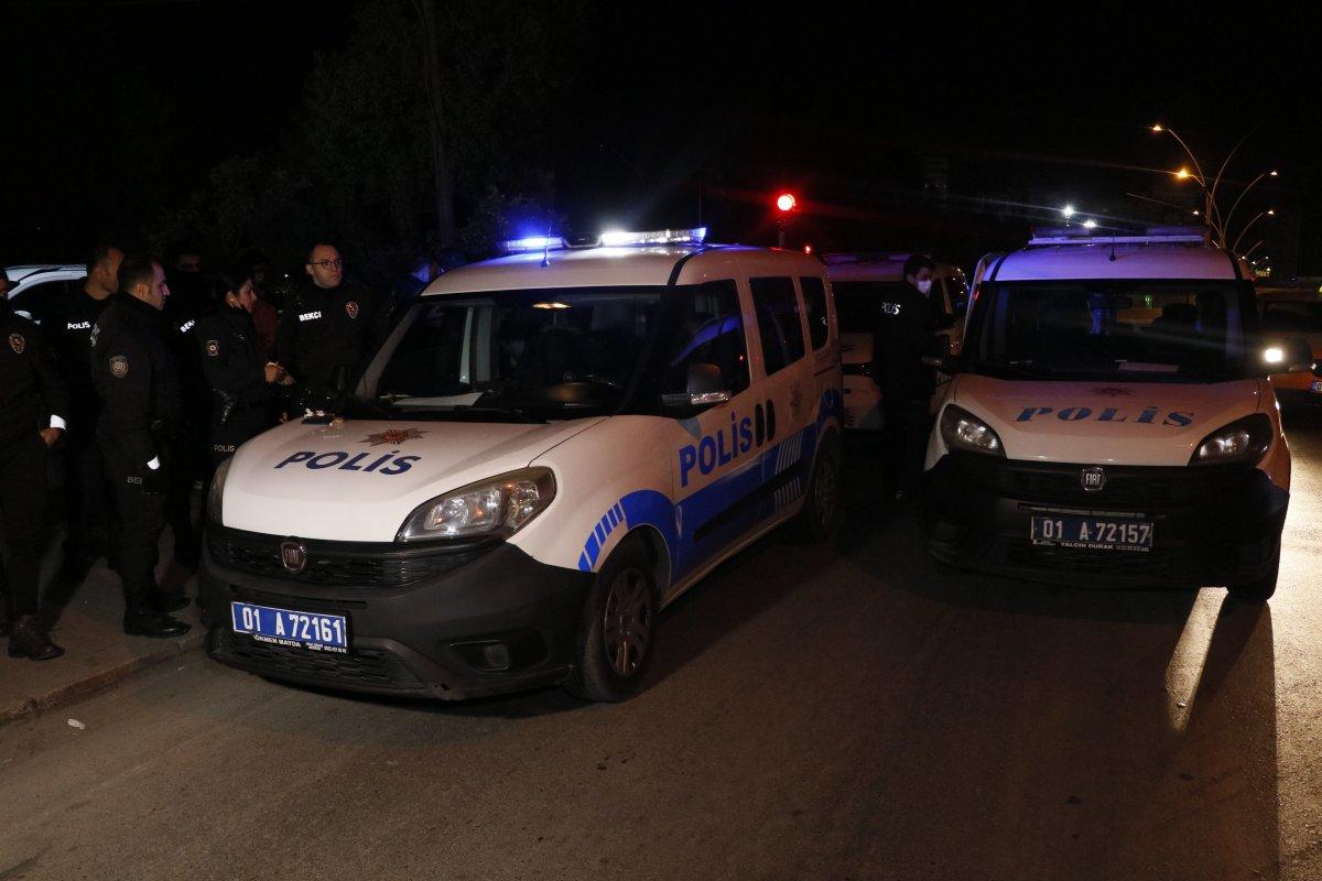 Adana'da GBT'den kaçan 3 şahıs yakalandı