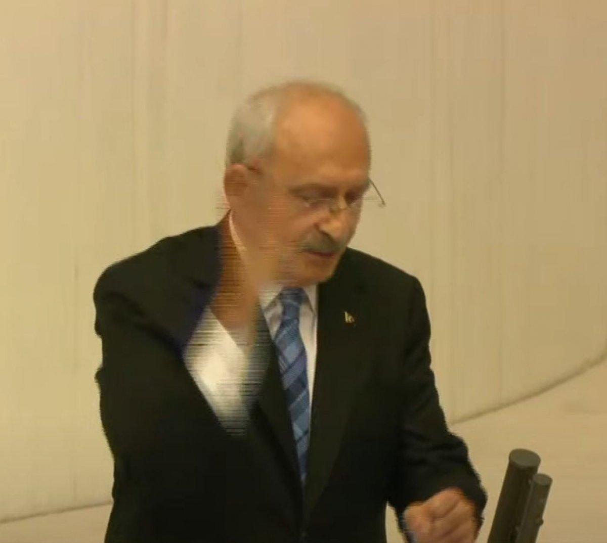 Özgür Özel'den Kemal Kılıçdaroğlu'nun el hareketine açıklama