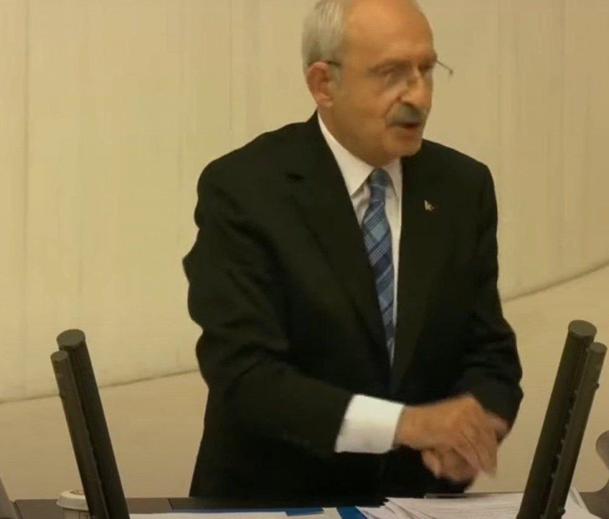 Özgür Özel'den Kemal Kılıçdaroğlu'nun el hareketine açıklama
