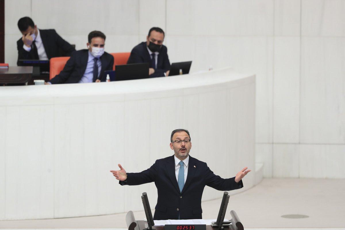 Bakan Kasapoğlu'ndan muhalefete: Çevrimdışı zihniyeti bırakın