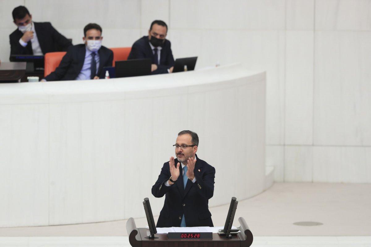 Bakan Kasapoğlu'ndan muhalefete: Çevrimdışı zihniyeti bırakın