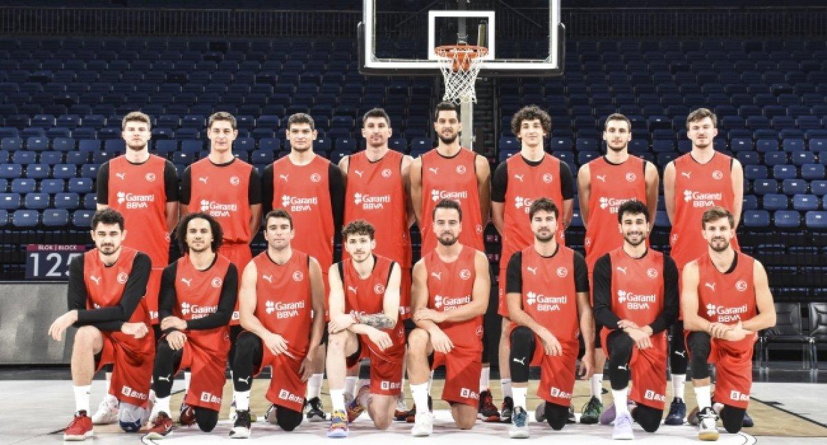 12 Dev Adam, dünya sıralamasında yerini korudu