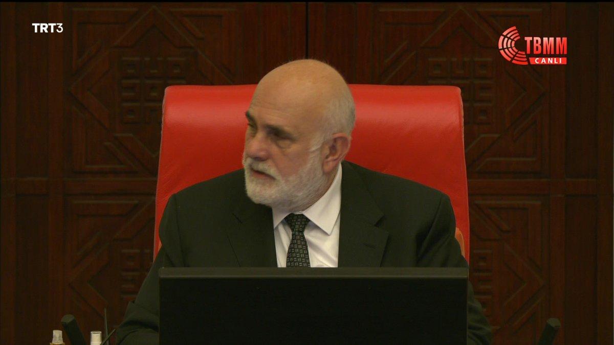 Mustafa Varank üçüncü kez baba oldu