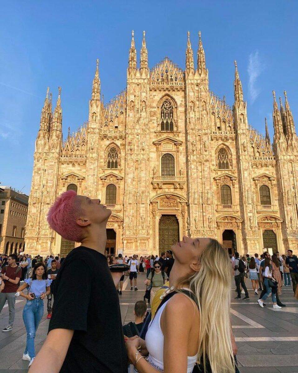 Ebrar Karakurt, Melis Sezen'i ti'ye aldı