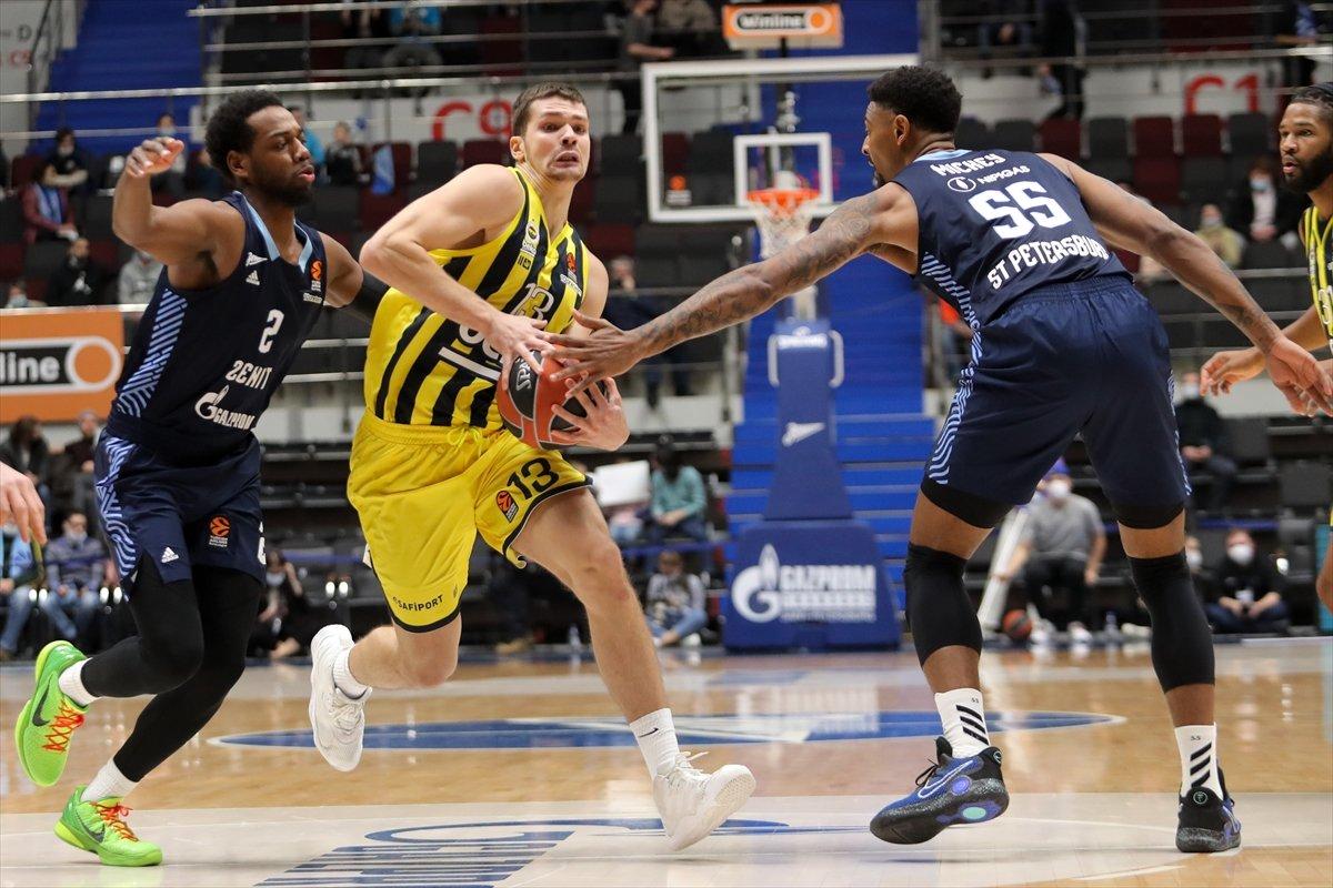 Fenerbahçe, Zenit'i 86-80 yendi