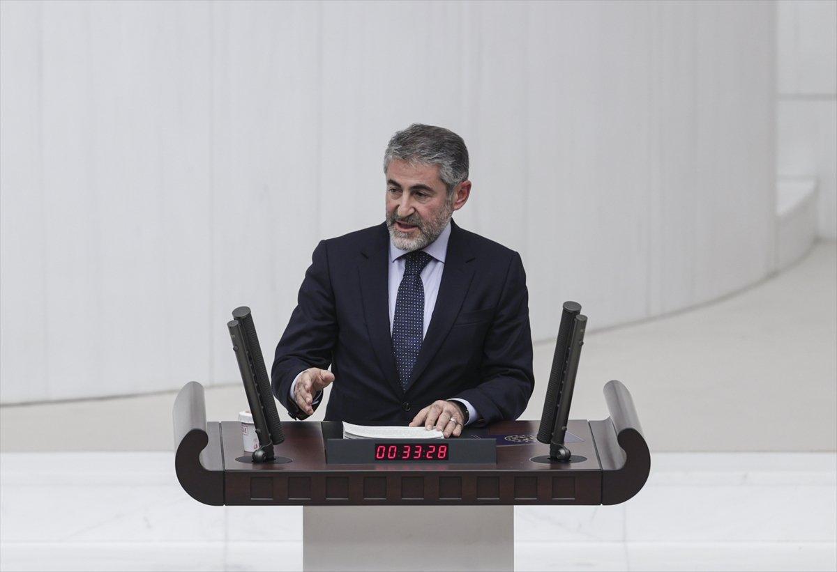 Nureddin Nebati: Asgari ücrette beklentiyi karşılayacak bir artış planlıyoruz