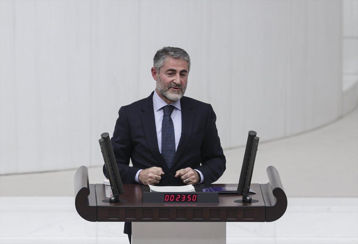 Nureddin Nebati: Asgari ücrette beklentiyi karşılayacak bir artış planlıyoruz