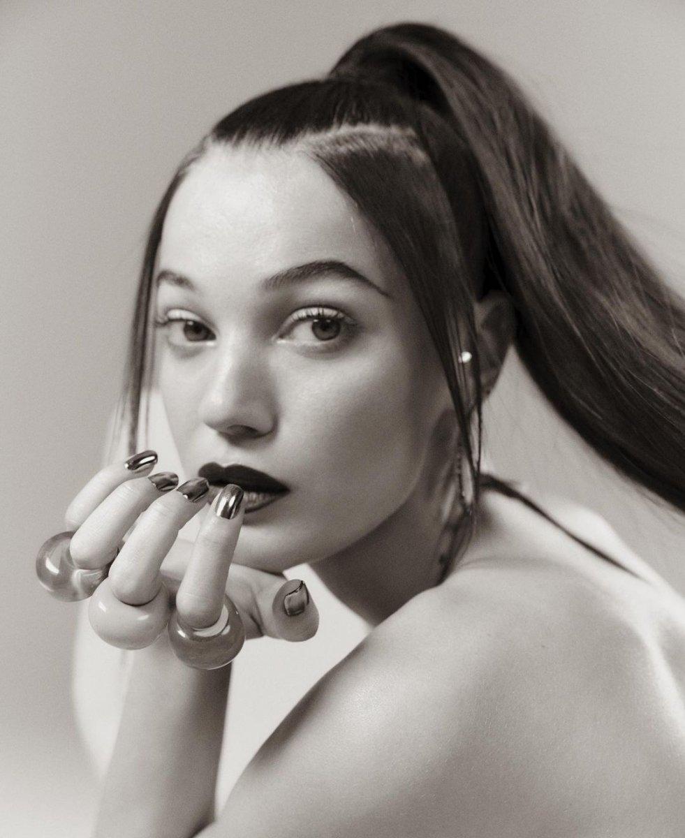 Pınar Deniz'den yeni kareler