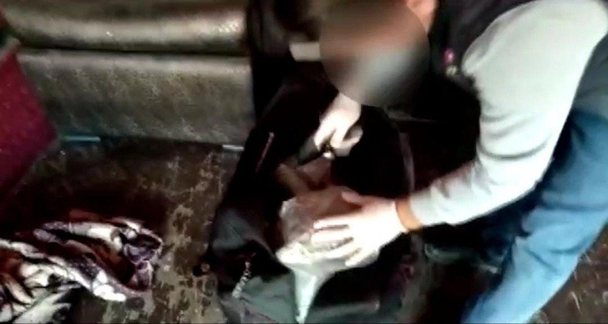 Adana’da 53 kilo esrarla yakalanan şoför: Eşya taşıyorum zannediyordum