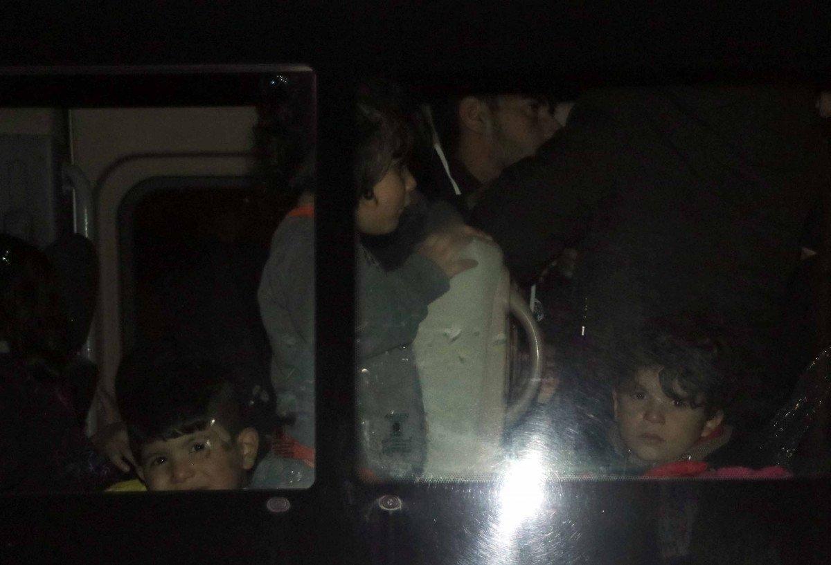 Kayseri'de bir minibüsten 31 kaçak göçmen çıktı