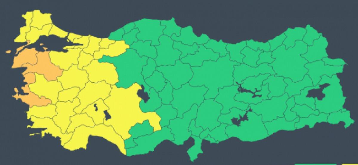 İstanbul ve İzmir'e kuvvetli sağanak yağış uyarısı