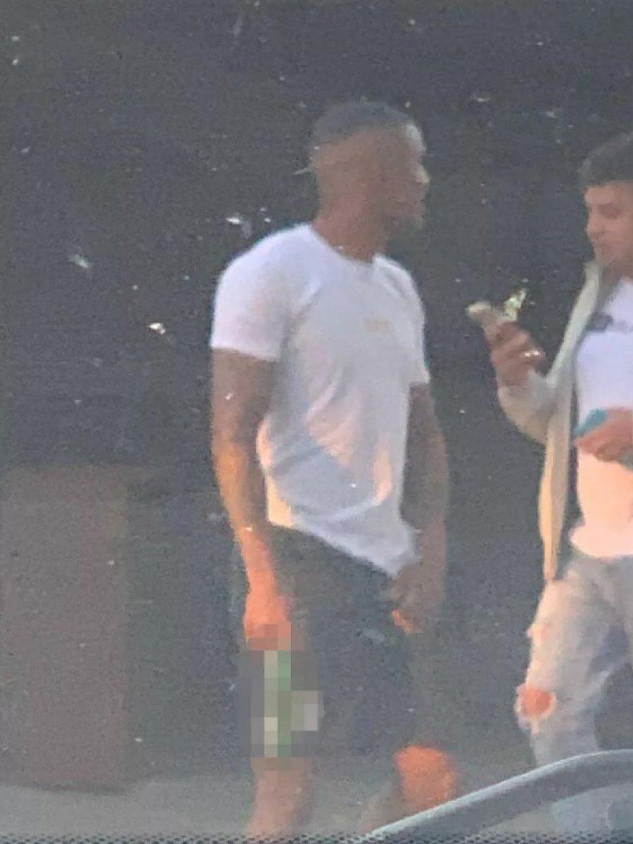 Douglas Costa, takımı küme düştükten sonra parti verdi