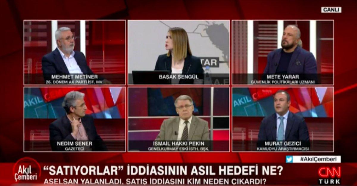 Mehmet Metiner canlı yayında ablasının vefat haberini aldı