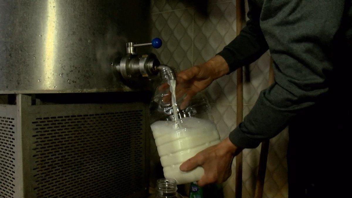 Üretici bile şaşkın: 3 liralık süt, marketlerde 18 lira