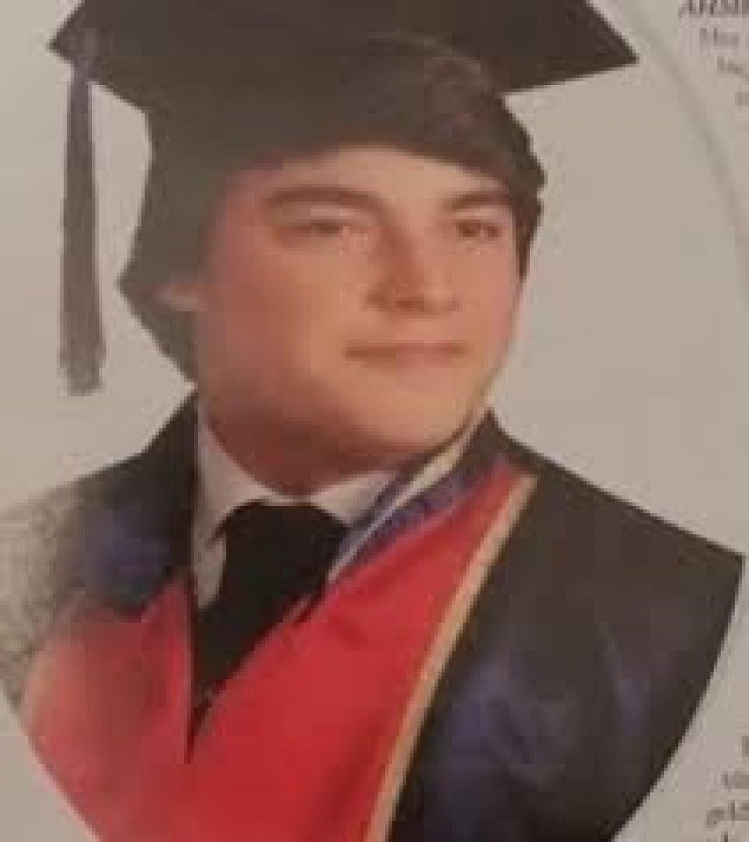 Akın Akınözü'nün 120 kilolu hali sosyal medyada gündem oldu