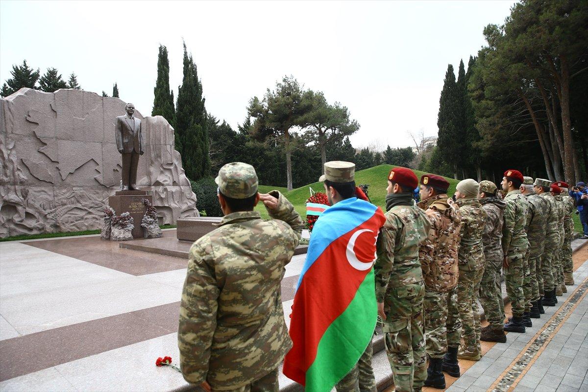 Haydar Aliyev, vefatının 18'inci yılında anılıyor