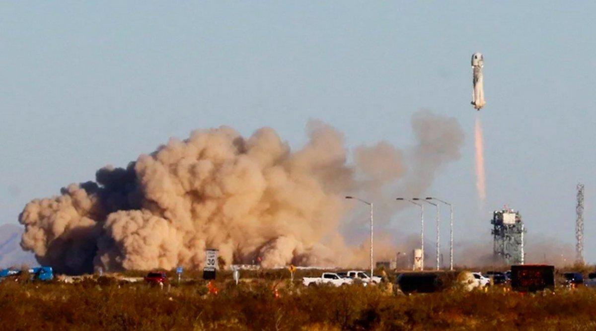 Uzay turizmi kapsamındaki 3. uçuş tamamlandı